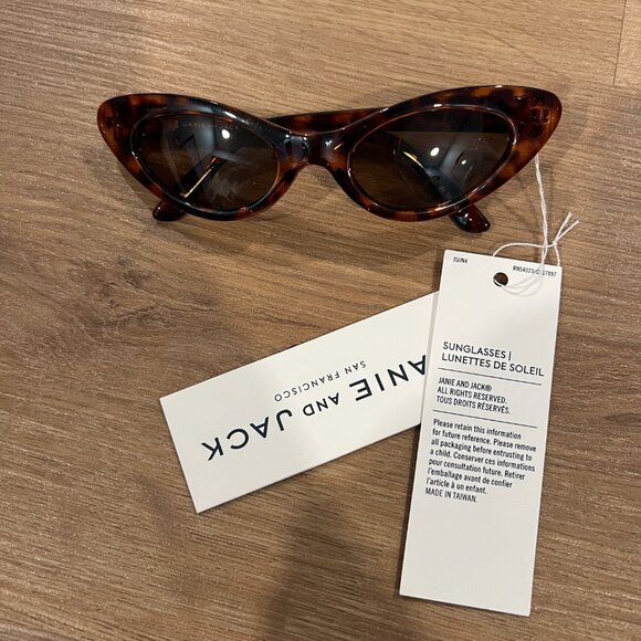 NWT Janie and Jack Tortoise Shell Cats Eye Toddler Sunglasses - Picture 3 of 3
